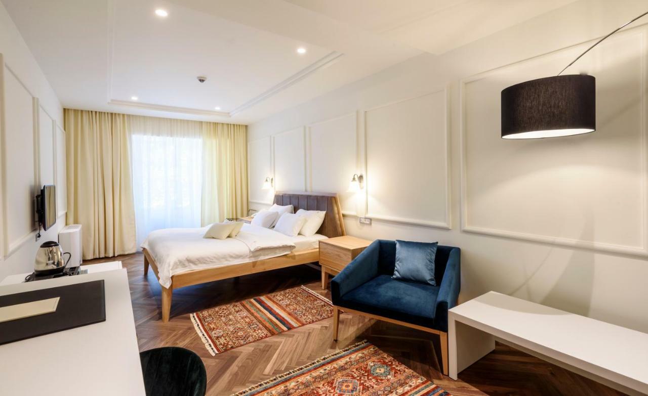 Hotel Gradska Cetynia Zewnętrze zdjęcie