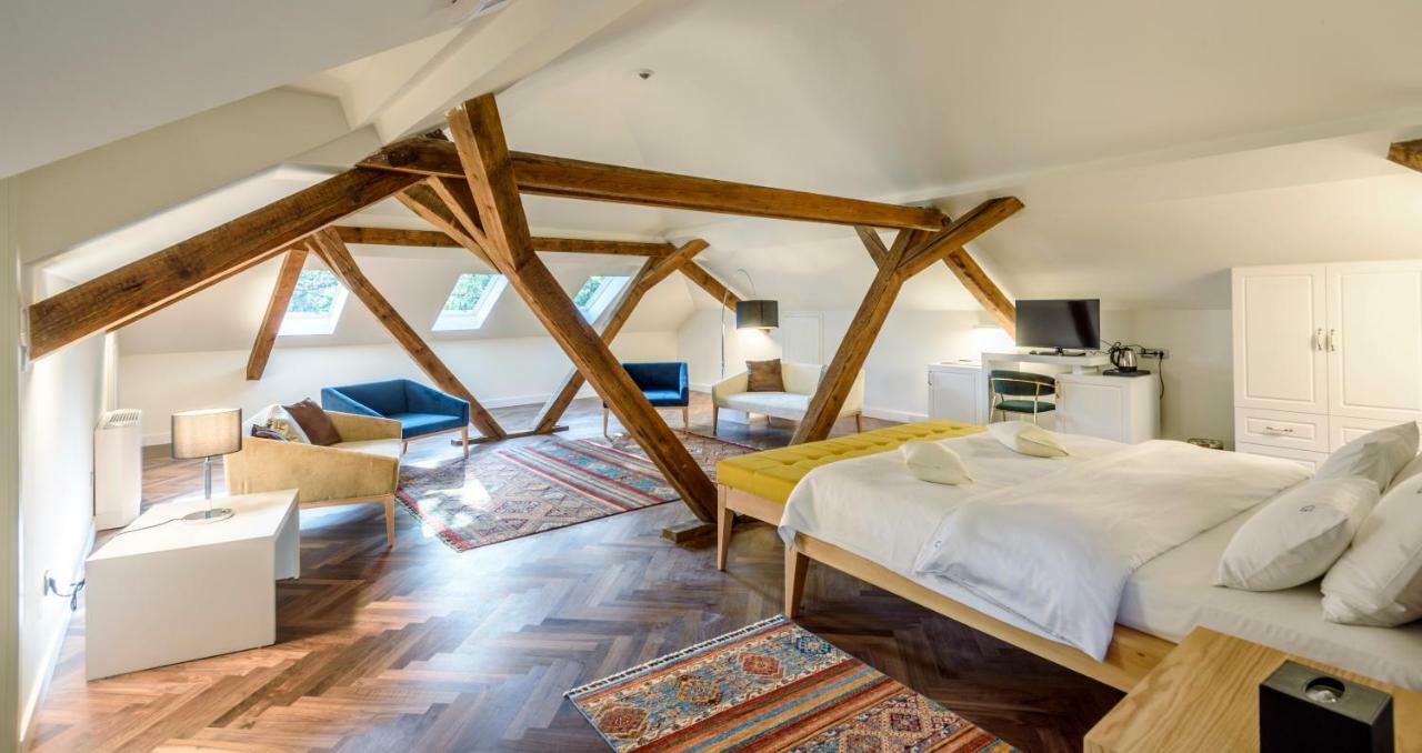 Hotel Gradska Cetynia Zewnętrze zdjęcie