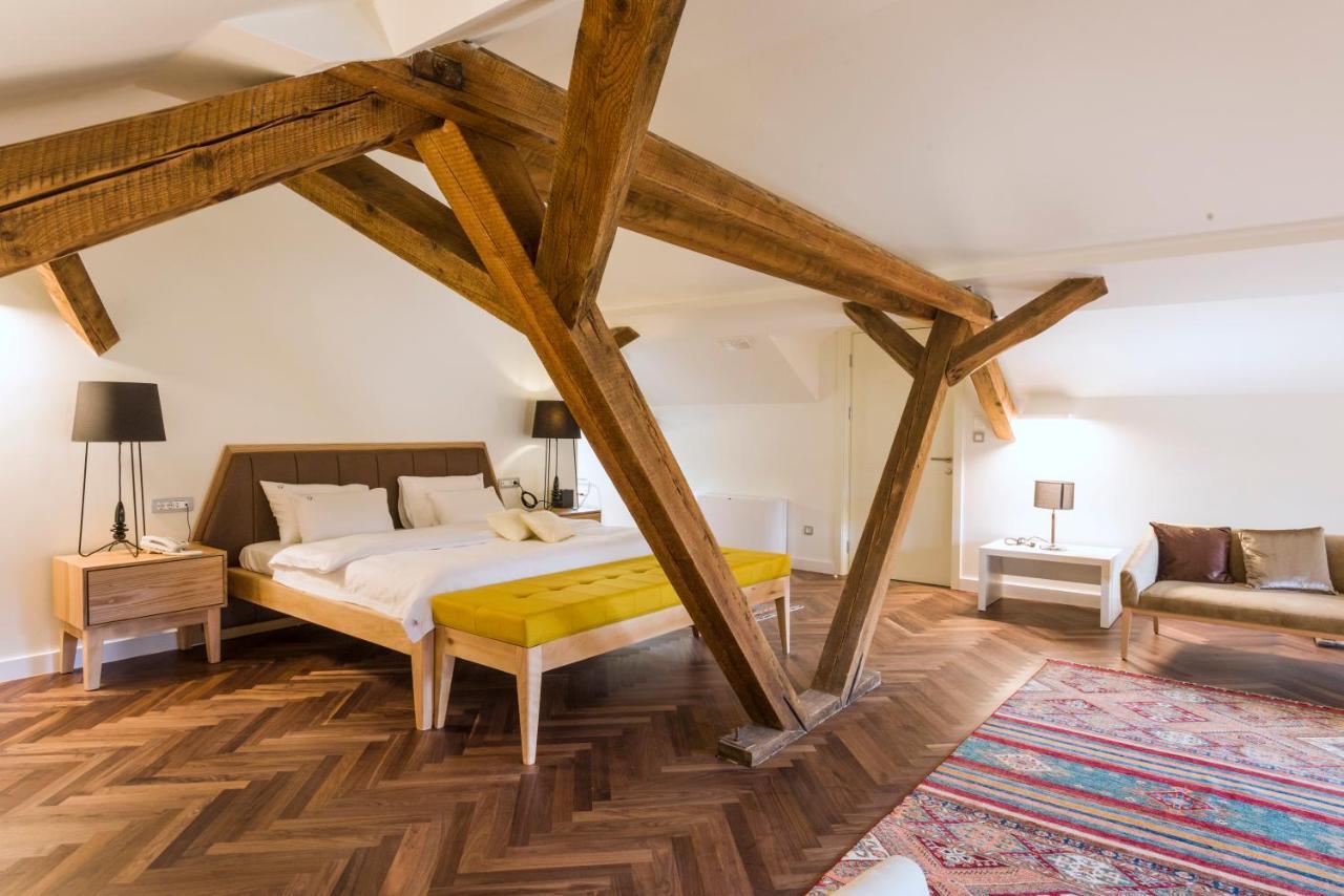 Hotel Gradska Cetynia Zewnętrze zdjęcie